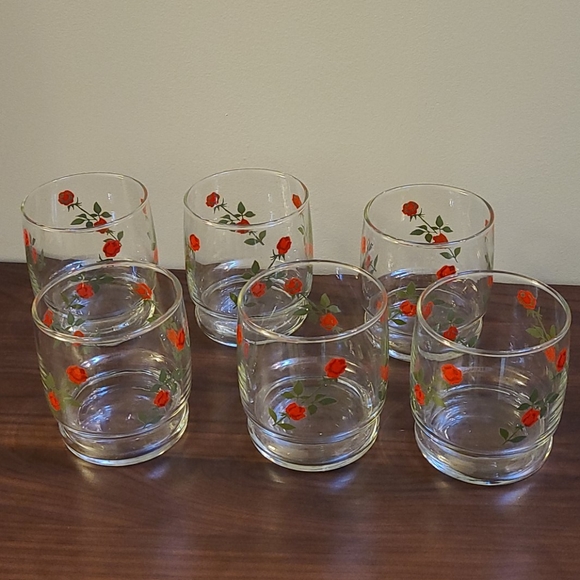 Vintage Rose pattern juice glass set - Picture 6 of 10
